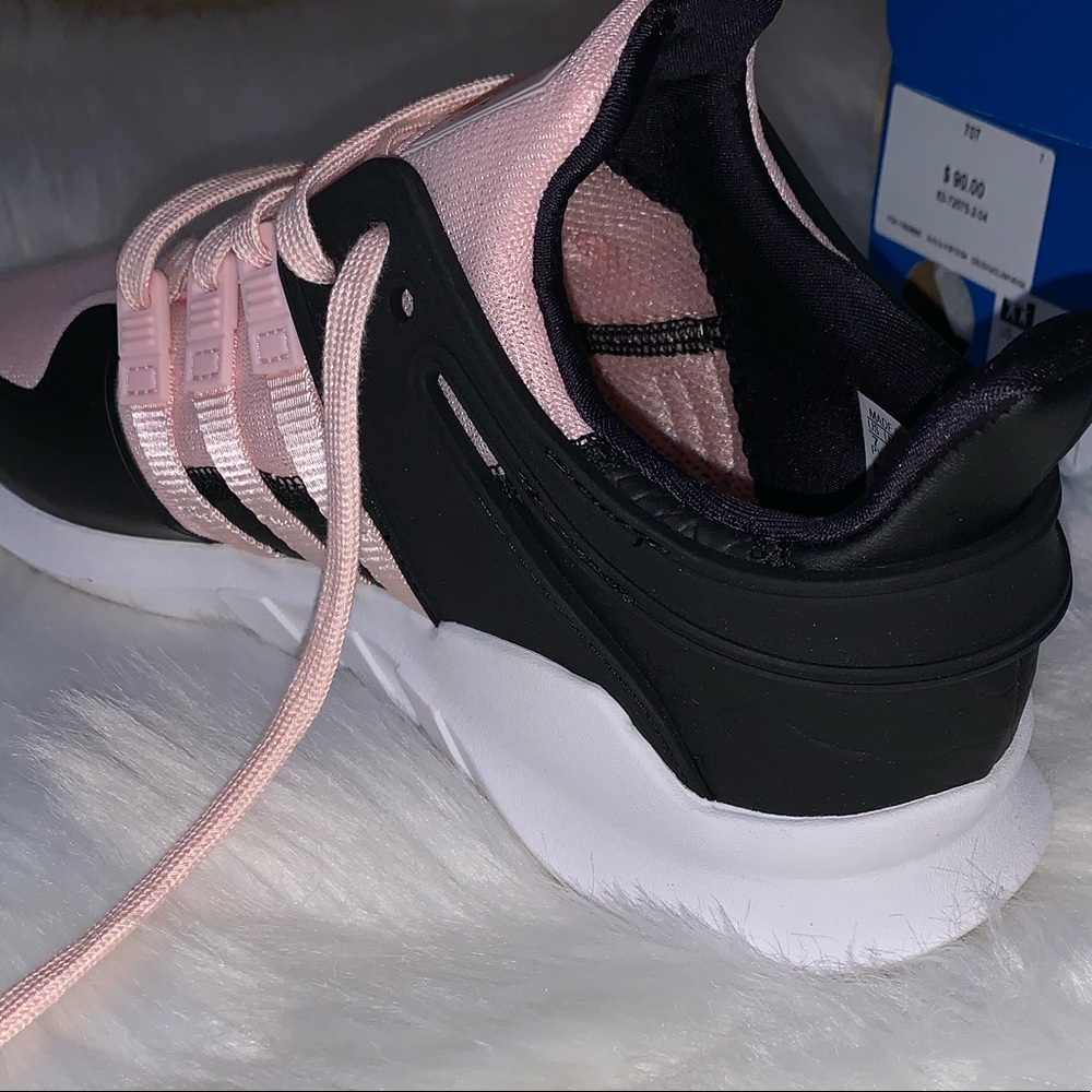 Never worn Pink and black Adidas sneakers